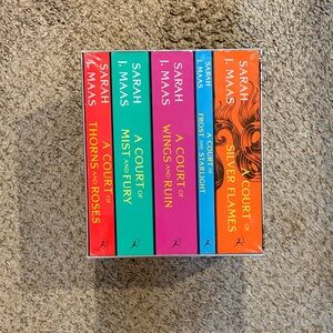 Court of Thorns and Roses Series Set